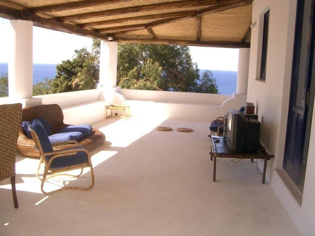 Salinarelais Rooms&Suite Malfa  Exterior photo